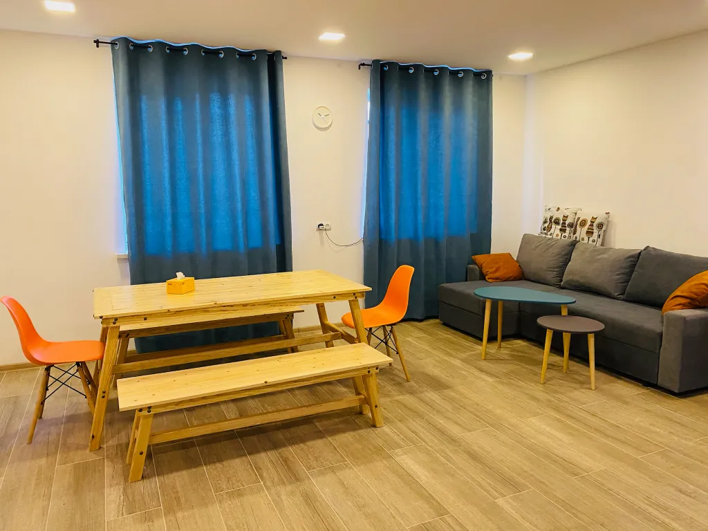 4-комнатный Дом