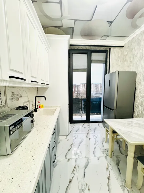 Новая Чистая Уютная С панорамными окнами В развитой локации