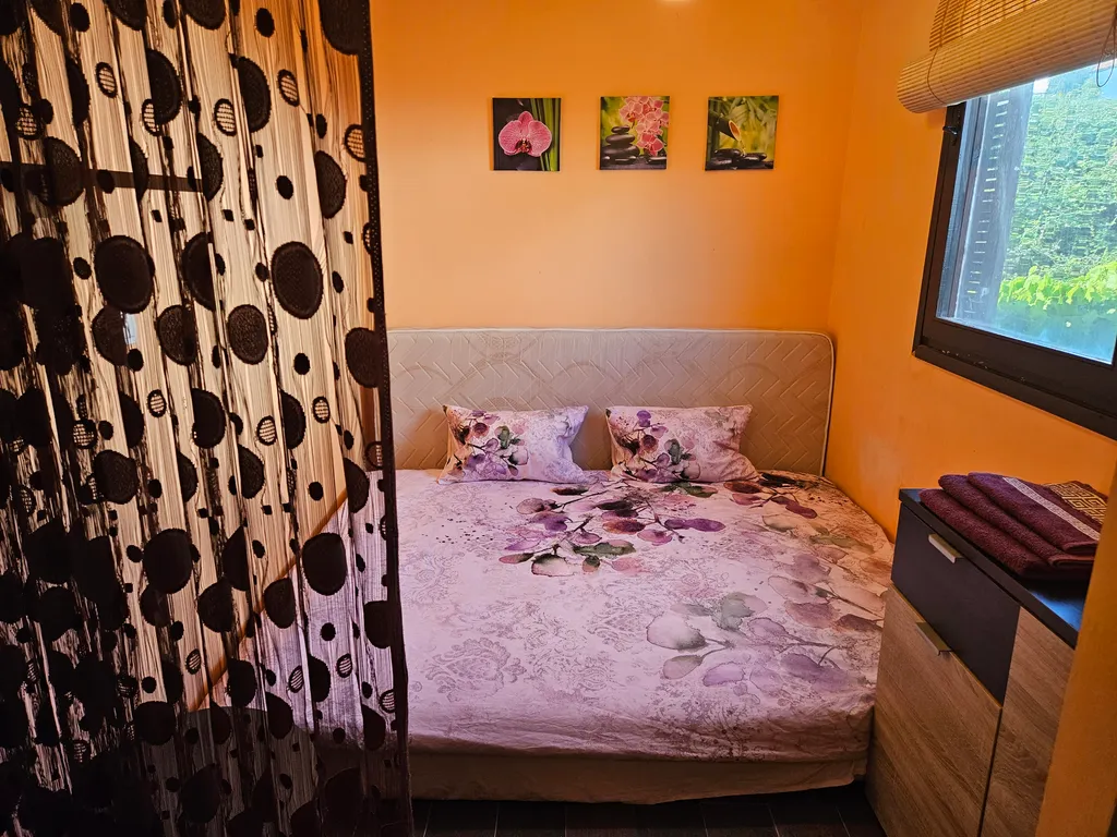 MonteBar2 часть дома на втором этаже с отдельным входом