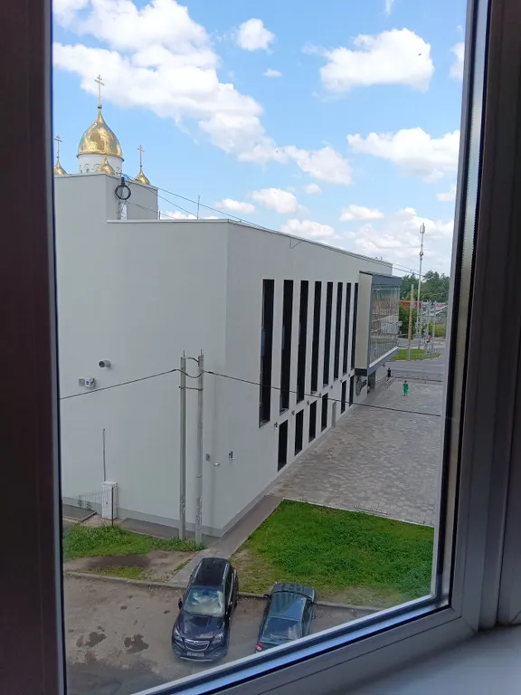 Уютная квартира напротив Дворца игровых видов спорта