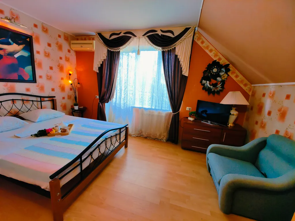 Двухкомнатные шестиместные апартаменты с мини-кухней