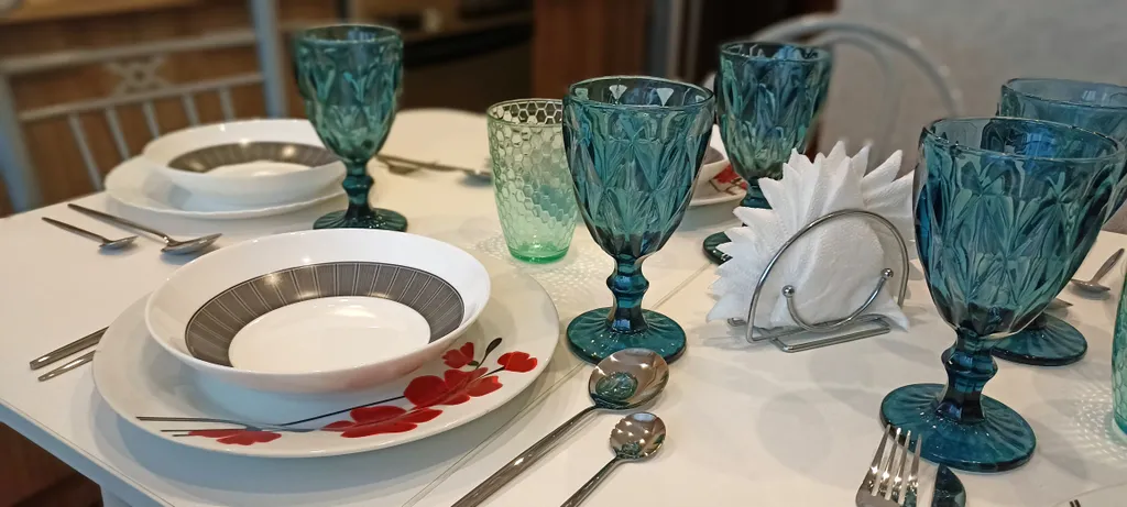 Квартира Квартира Центр города! 3 изолированные комнаты, 3 кровати — Калининград