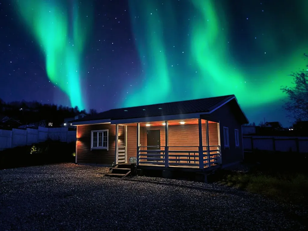 Коттедж Дом с сауной на дровах — аренда посуточно в Кола