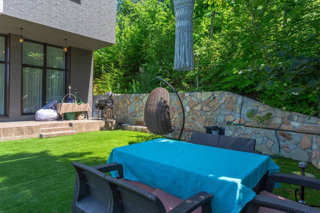 Коттедж Эксклюзивный дом с бассейном (район Ботанического сада) — Владивосток