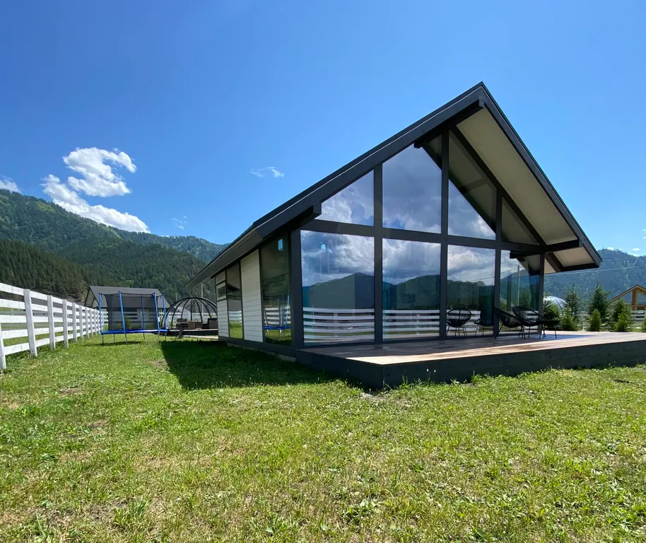 Коттедж Новый стильный дом на Алтае — аренда посуточно в Чемал