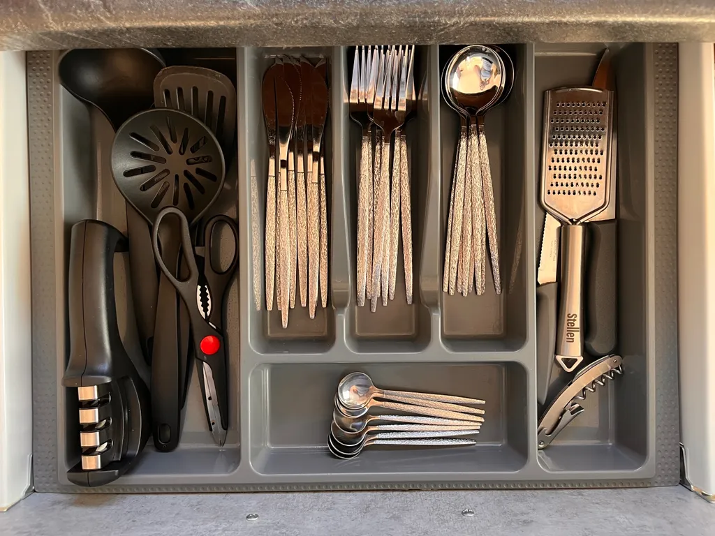 Атмосферный дом у леса