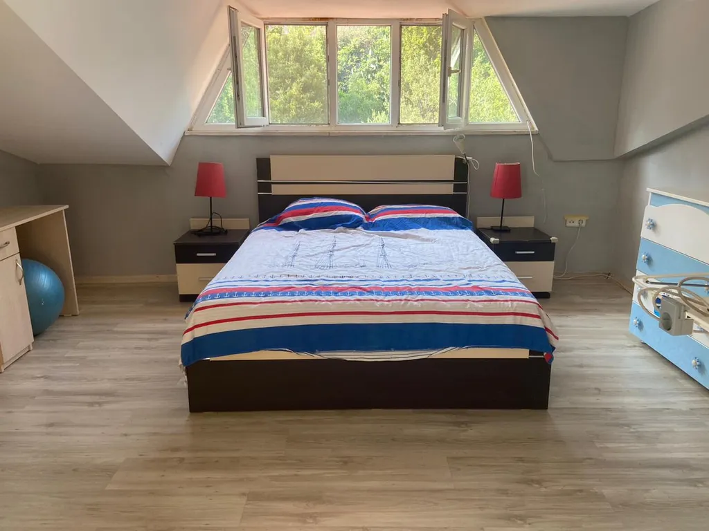 Апартамент с бассейном во дворе в райском уголке Ичмелера