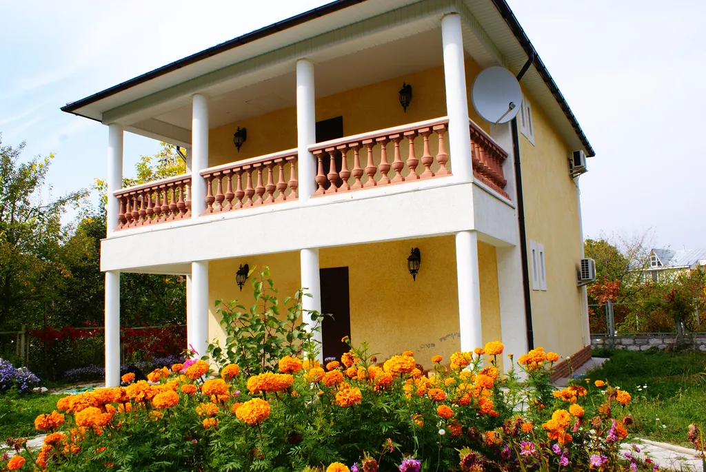 Коттедж Уютный домик — Кизиловое