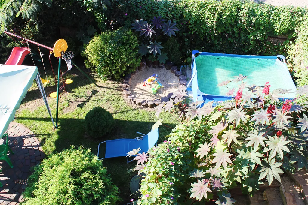 Коттедж у моря со своим двором до 11 человек, беседка, костровая чаша.