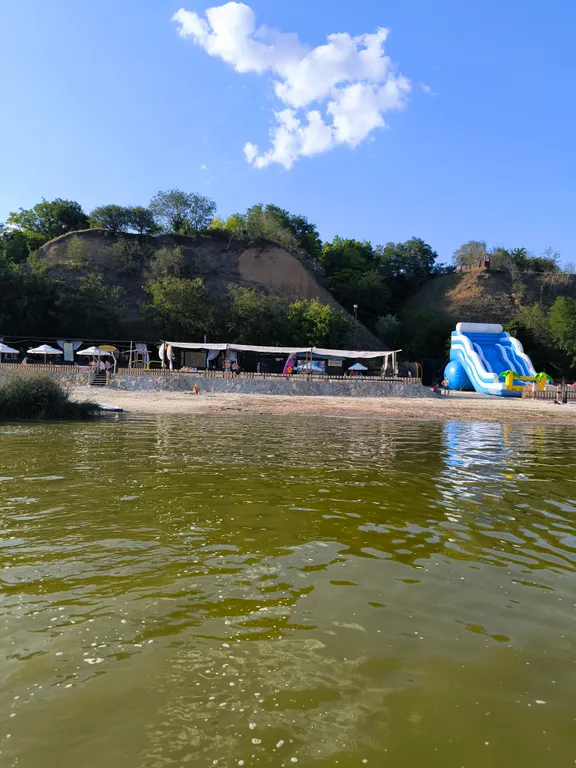 Коттедж Апартаменты с видом на море, тихое место, морской воздух — Таганрог