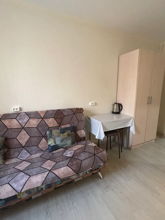 Студия в центре на остановк Округ Галле