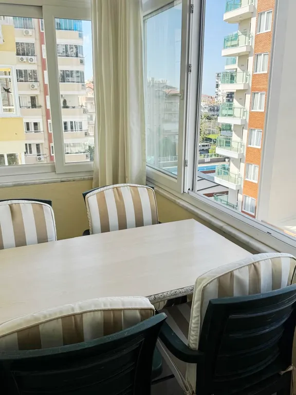 Большая квартира напротив пляжа Клеопатра