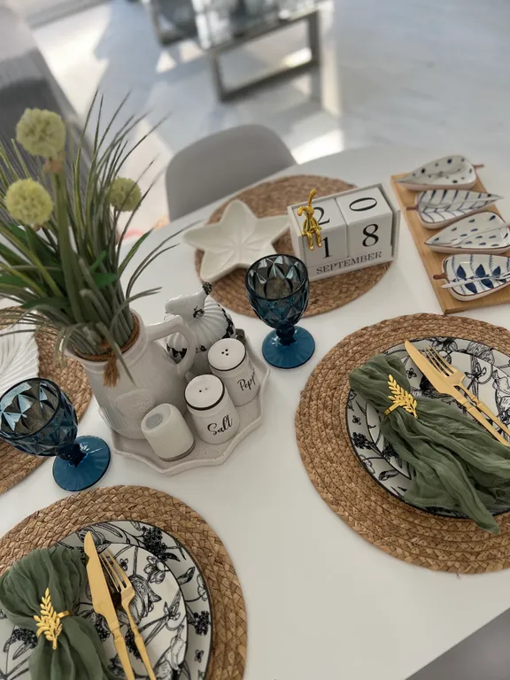 Стильный дом на берегу Ладожского озера с панорамным видом