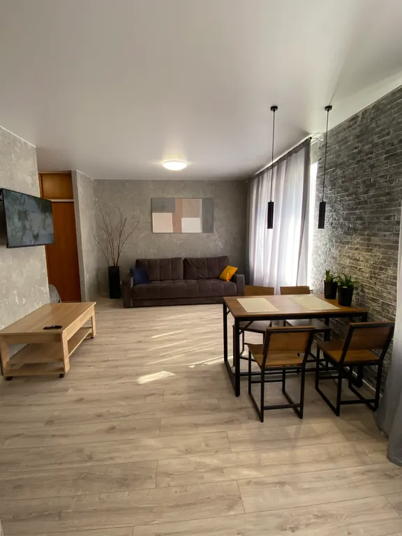 Квартира-студия возле набережной Онежского озера