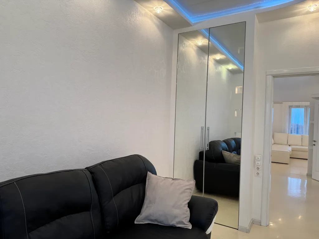 Квартира Стильные 3к апартаменты Апарт-Комфорт с панорамными балконами — Ярославль