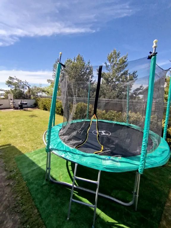 Коттедж с видом на озеро