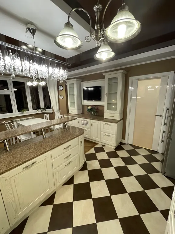 Шикарная квартира с джакузи и сауной — аренда посуточно в Красногорск