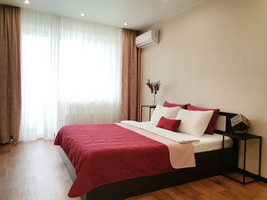 Светлая квартира в центральном районе — аренда посуточно в Кемерово