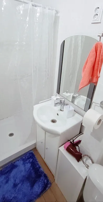 Уютная студия в центре рядом с Северным вокзалом и Верхним озером