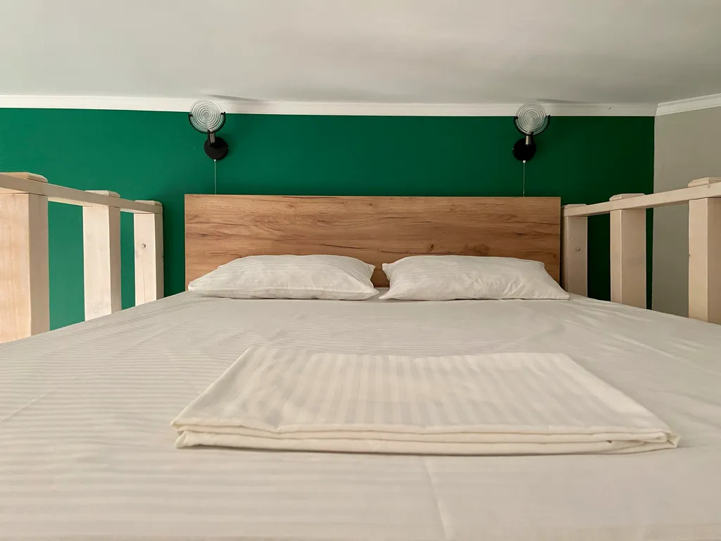 Двухуровневая студия с панорамным видом на море