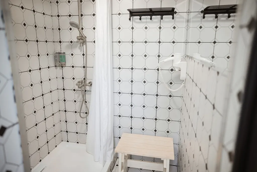 Домик-палатка Скворечник на берегу реки