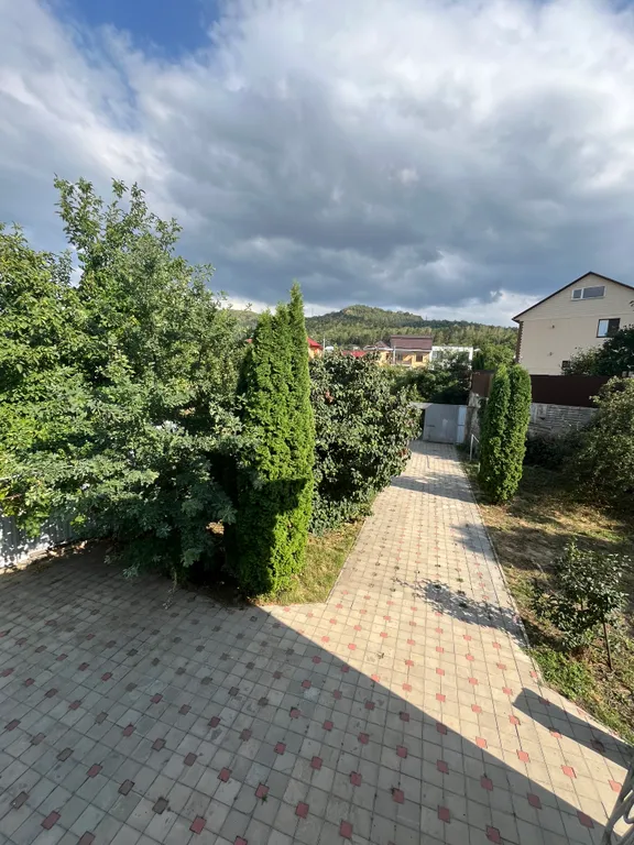 Дом с баней в уютном месте