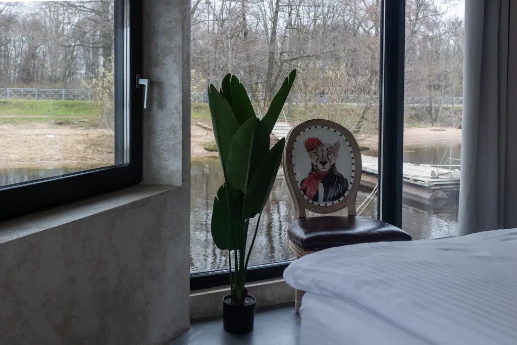 Дом на воде на Крестовском острове