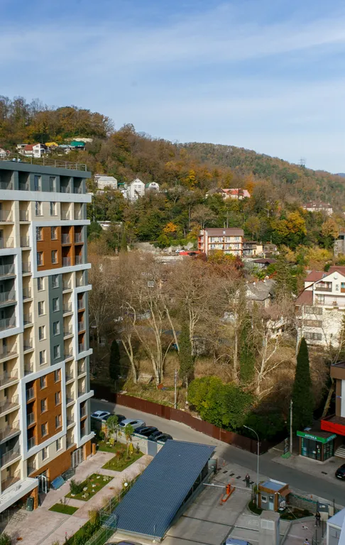 Просторный апартамент с видом на море и горы