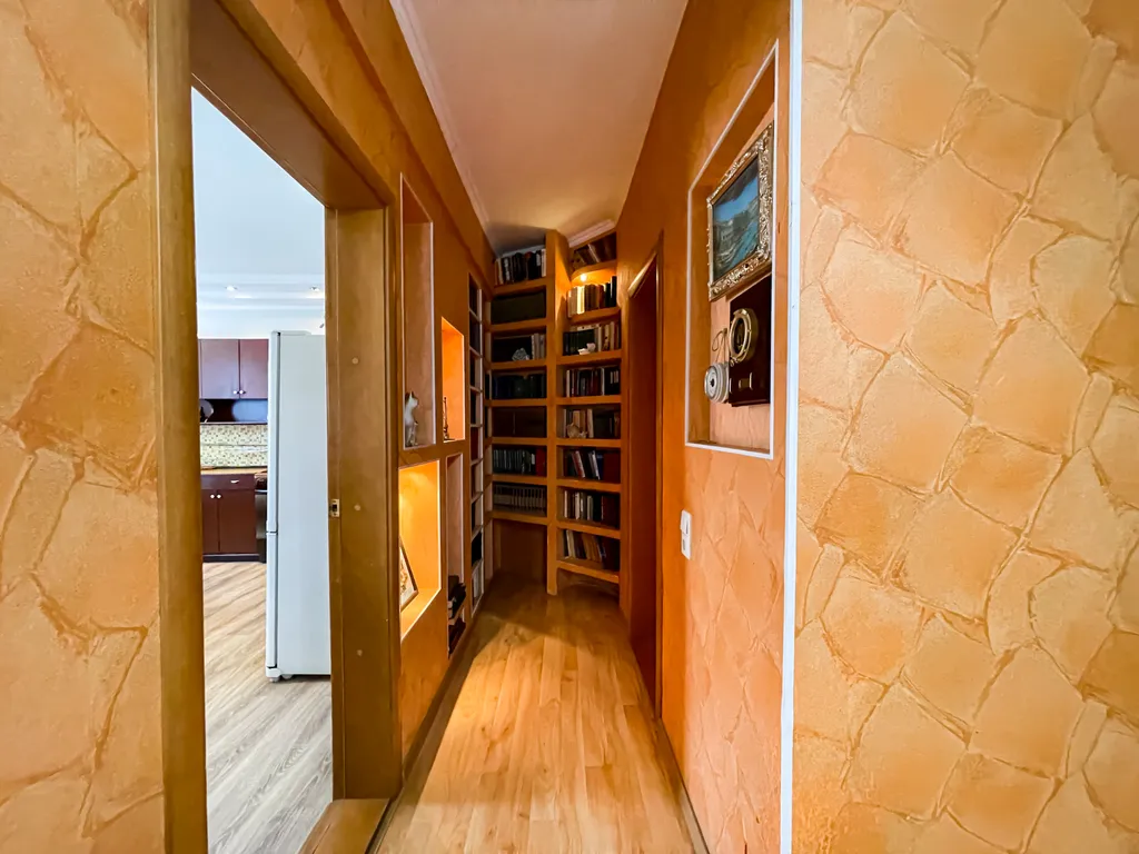 Просторная квартира в центре у моря