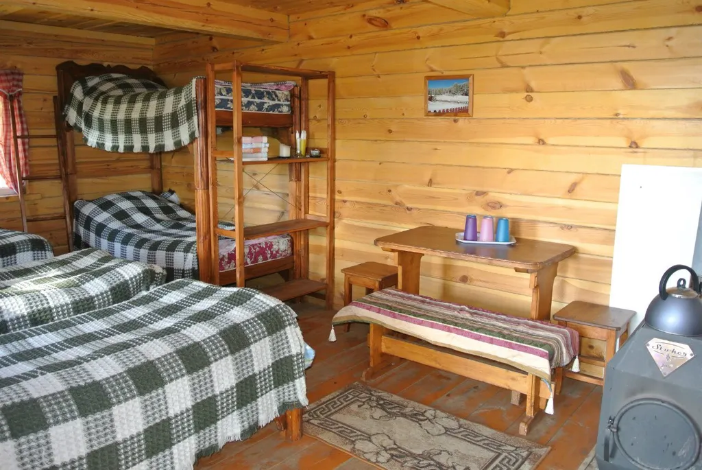 Уютные деревянные домики на Елани