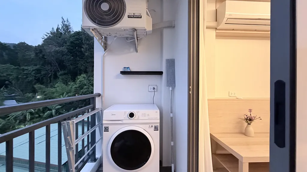 Замечательная квартира у пляжа Камала с бассейной и спортзалом