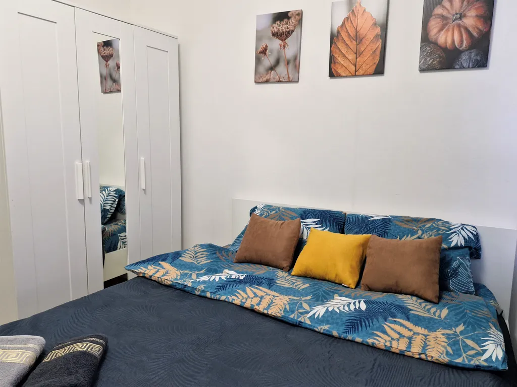 Красивая квартира с гостиной и спальней рядом с Мытищи парк