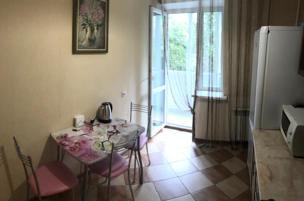 Современная квартира недалеко от СКАД