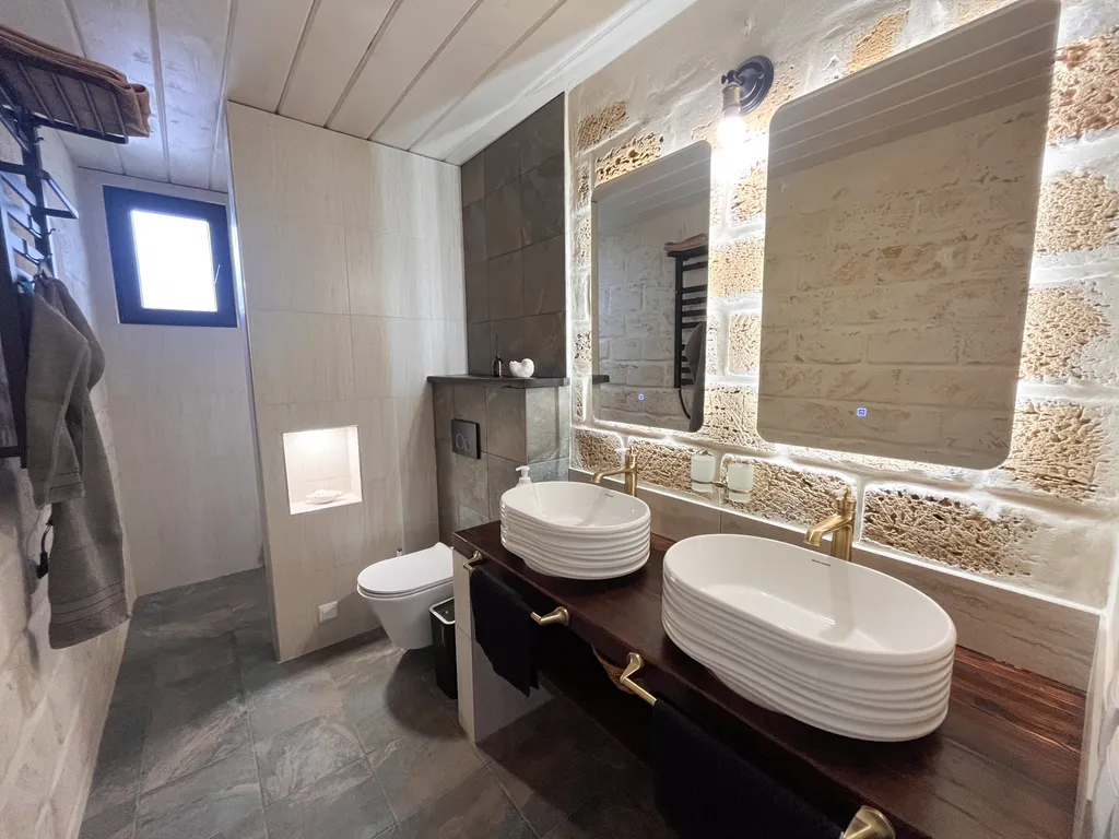 Дом Море рядом