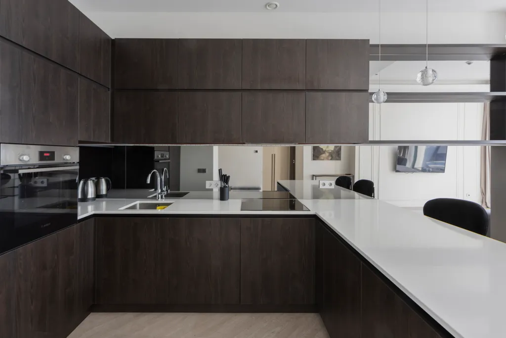 Лаконичный и стильный апартамент с видом на сити