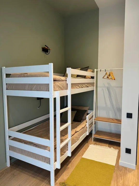 4-комнатный Дом