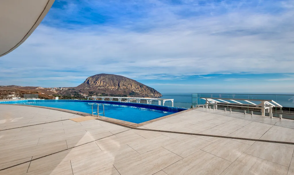 Шикарная студия Люкс с видом на море