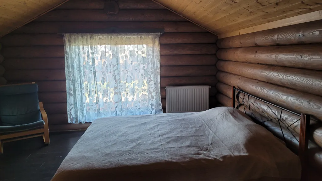 Атмосферное место, дом и баня