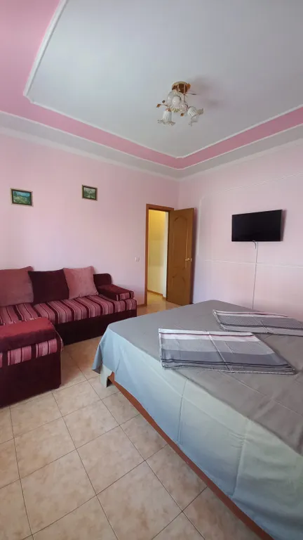 Квартира в 100 м от моря. Южная коса — аренда посуточно в Мирный