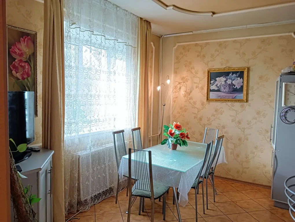 6-к коттедж на 15 гостей