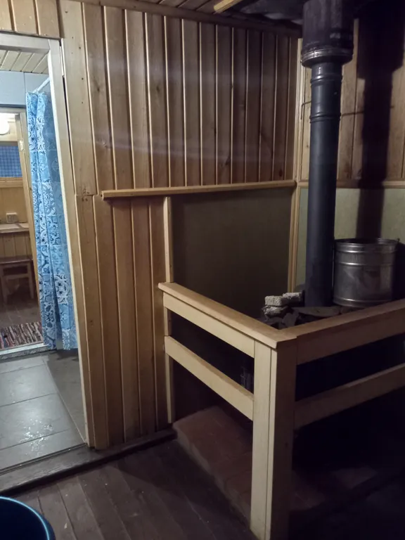 Комфортный коттедж у озера