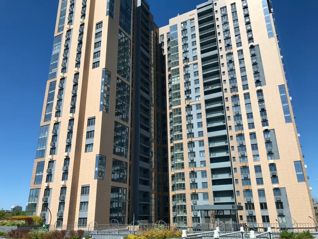 Новая светлая евродвушка бизнес-класса рядом с центром города