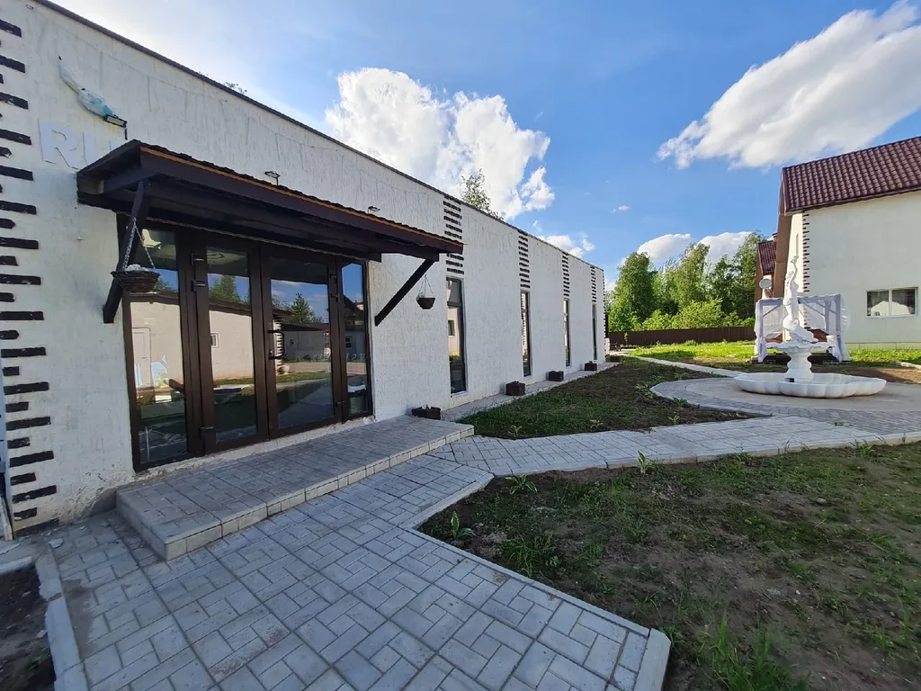 Коттедж Домик-шале-люкс с гидромассажной ванной — Великий Новгород