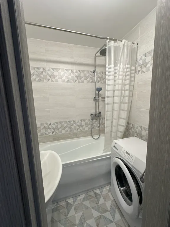 Уютная квартира в центре города, 2 комнаты, на первом этаже