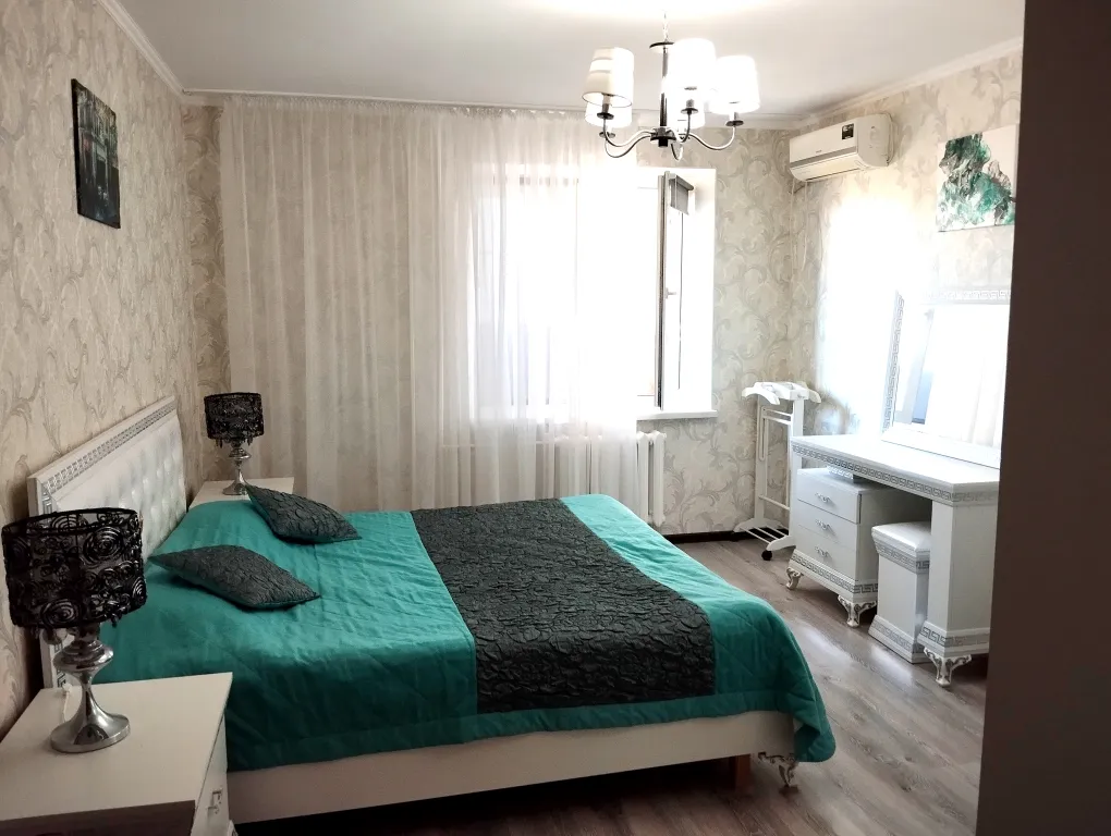 Квартира Двухкомнатные Апартаменты с видом на море — Ейск