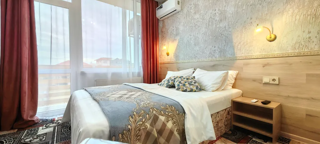 Уютная студия с балконом, отоплением, кухней, стиралкой, беседкой, парковкой