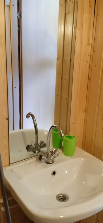 Домик у леса