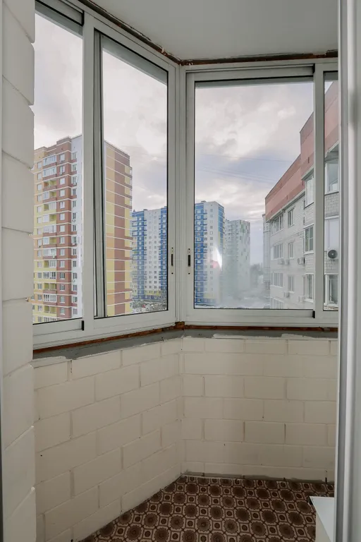 Большaя квaртира с балкoнoм и краcивым видoм нa гopод