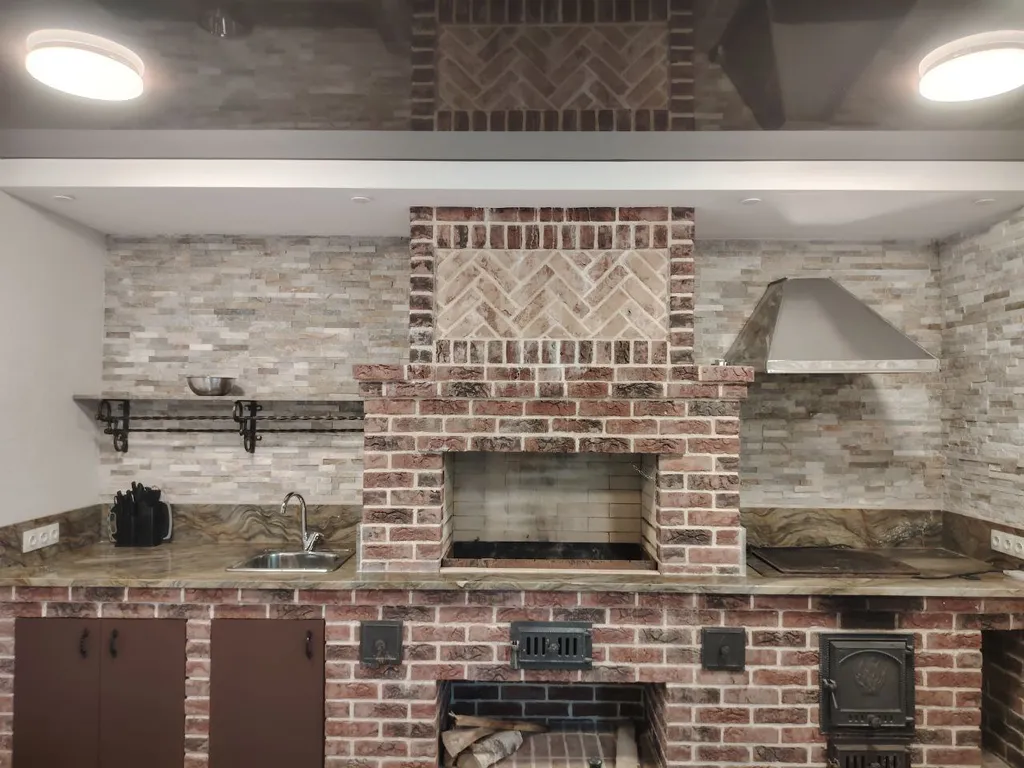 Загородный дом у озера в Подмосковье