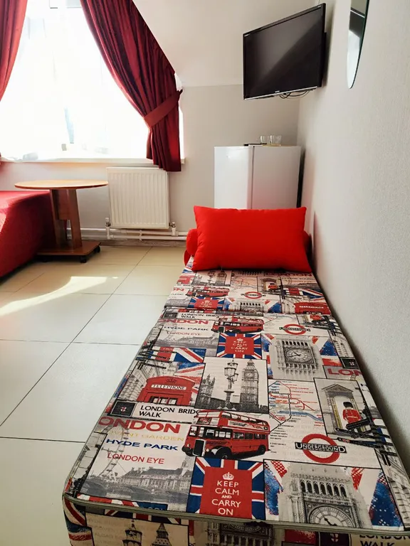 Квартира Квартира Двухместный номер на мансарде в гостевом доме Регион 86 — Адлер